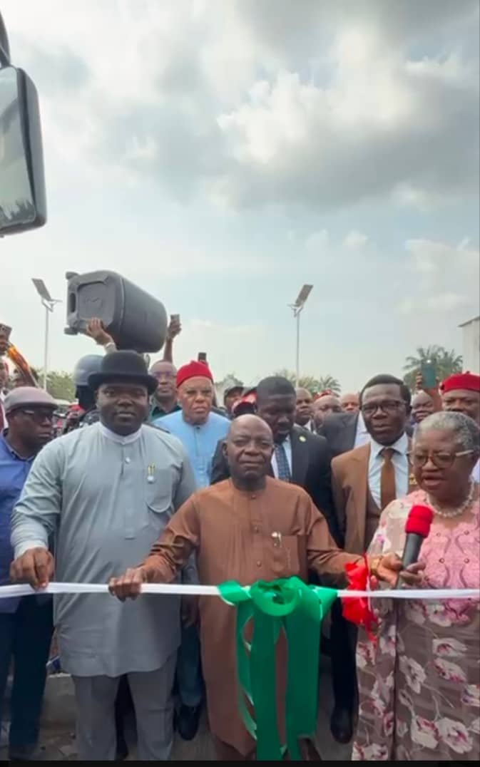 ABIA LAUNCHES GREEN SHUTTLE ELECTRIC BUSES, OFFERS FREE RIDES TO COMMUTERS