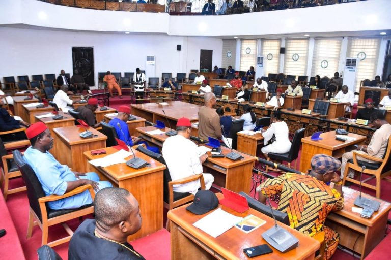 SPEAKER SOMTOCHUKWU UDEZE PRESIDES AS ASSEMBLY PASSES MARKETS BILL