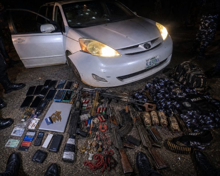 POLICE NEUTRALISE FOUR SUSPECTED ARMED GANG MEMBERS, RECOVER WEAPONS IN ANAMBRA