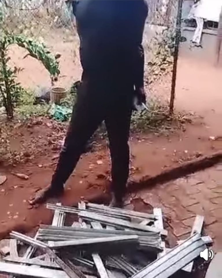 OKPUNO VIGILANTE HANDS SUSPECTED GOVERNMENT PROPERTY VANDAL TO POLICE