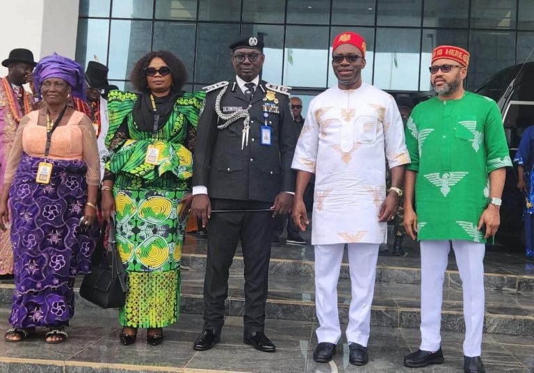 GOVERNOR SOLUDO LEADS STATE EXECUTIVE COUNCIL TO HONOUR RETIRED AIG ORUTUGU