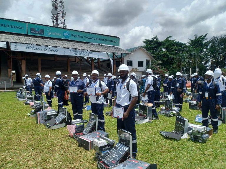 FEDERAL GOVERNMENT EMPOWERS 100 ANAMBRA YOUTHS WITH ELECTRICAL INSTALLATION SKILLS